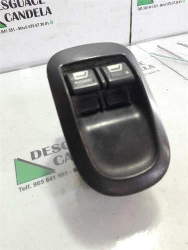 MANDO ELEVALUNAS DELANTERO IZQUIERDO Peugeot 206 (1998->)