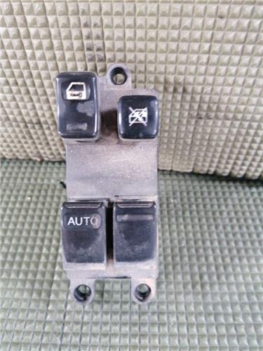 MANDO ELEVALUNAS DELANTERO IZQUIERDO Nissan Almera (N16/E)(01.2000->)