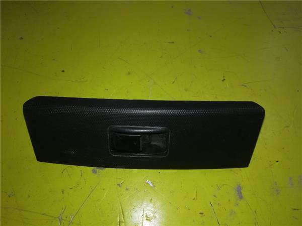MANDO ELEVALUNAS DELANTERO DERECHO Toyota Corolla Verso (R1)(2004->) foto 4