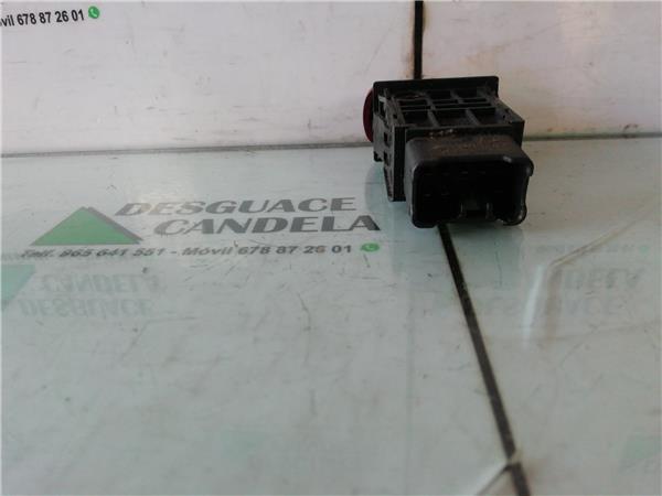 Interruptor Luces Emergencia Suzuki Baleno Berlina (SY/EG)(1995->) foto 2