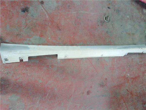 Moldura Puerta Delantera Derecha Nissan Almera Tino (V10M)(05.2000->)