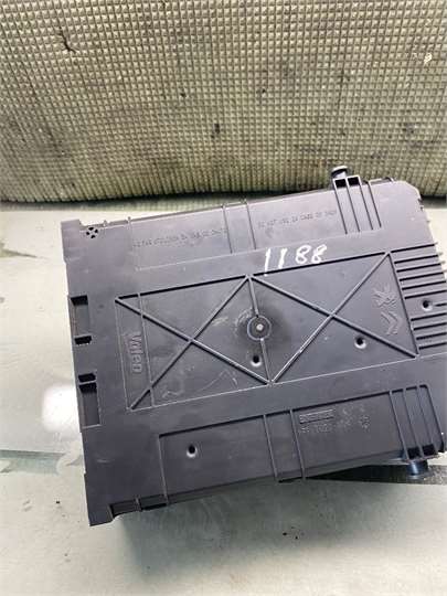 Caja Fusibles/Rele Peugeot 308 (2013->) foto 4