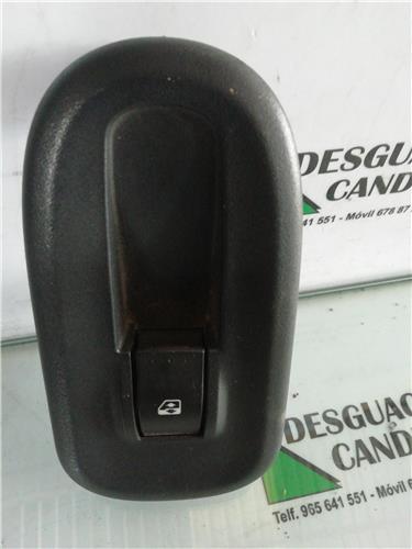 MANDO ELEVALUNAS DELANTERO DERECHO Renault Kangoo II (F/KW0)(2008->) foto 3