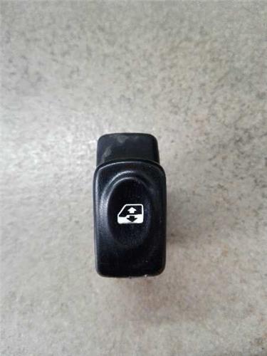 MANDO ELEVALUNAS DELANTERO IZQUIERDO Renault Kangoo I (F/KC0)(2003->)