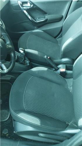 asiento delantero izquierdo peugeot 208 01201