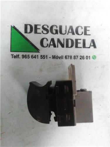 MANDO ELEVALUNAS TRASERO IZQUIERDO Audi A3 (8L)(09.1996->) foto 3