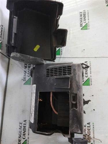 Caja Reles Peugeot 206 (1998->) foto 4