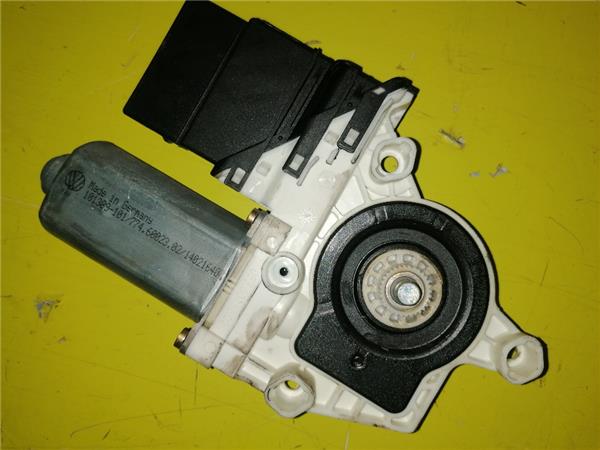 MOTOR ELEVALUNAS TRASERO IZQUIERDO Seat Toledo (1M2)(03.1999->) foto 2