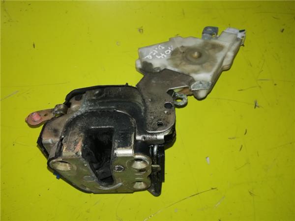 cerradura puerta delantera izquierda nissan a