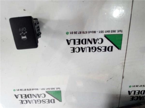 Interruptor apertura tapón combustible Toyota VERSO foto 2