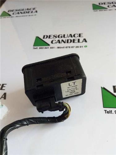 MANDO ELEVALUNAS DELANTERO IZQUIERDO Opel ASTRA G BERLINA foto 2