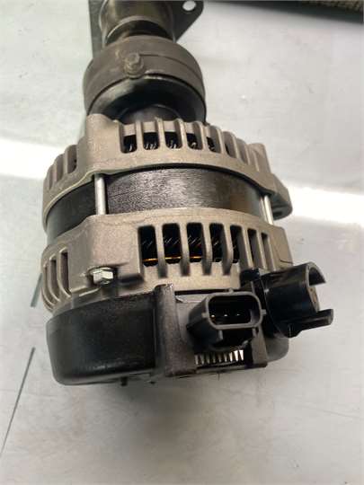 Alternador Ford Focus Berlina (CB4)(2008->) foto 4