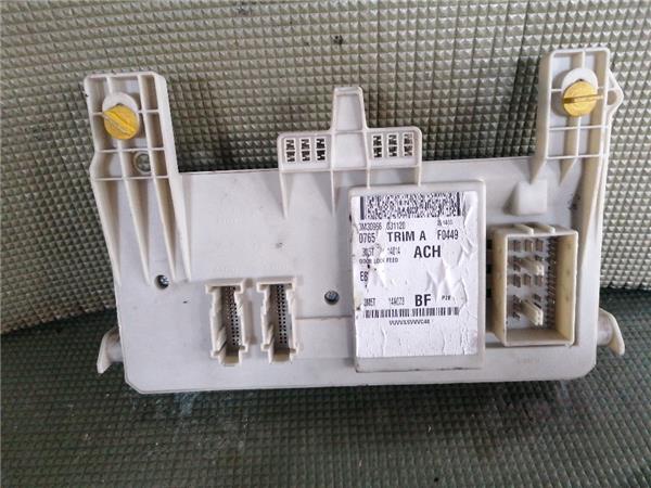 Caja Reles Ford Focus C-MAX (CAP)(2003->2007) foto 2