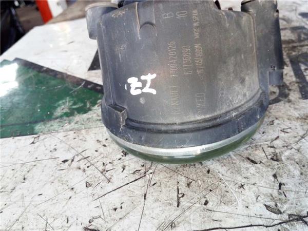 Faro Antiniebla Izquierdo Renault MEGANE I BERLINA HATCHBACK foto 3