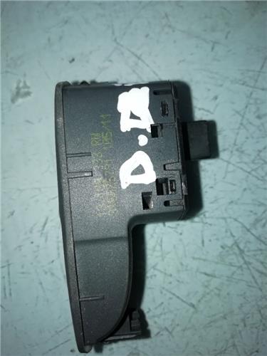 MANDO ELEVALUNAS DELANTERO DERECHO Opel Corsa D (2006->) foto 3