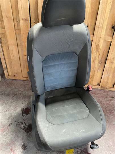 Asiento Delantero Derecho