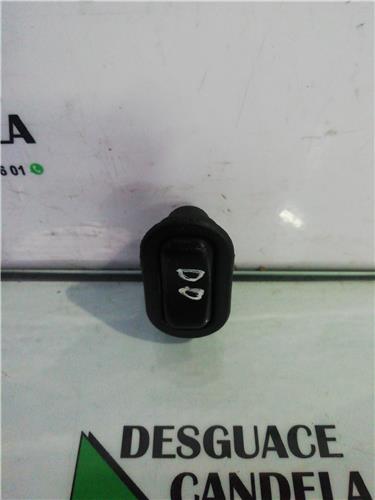 MANDO ELEVALUNAS DELANTERO DERECHO Opel Astra G Berlina (1998->) foto 2