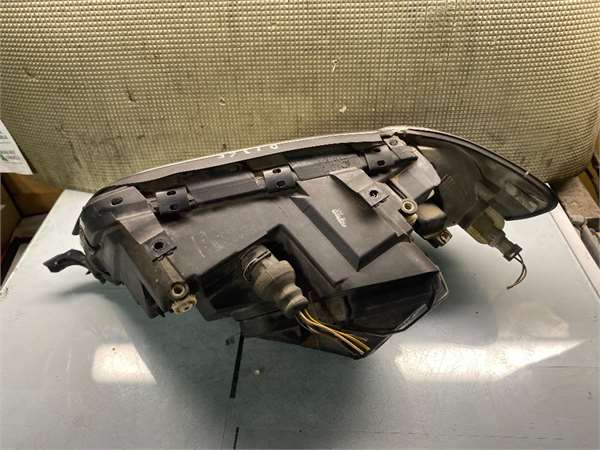 Faro Delantero Derecho Audi A6 Berlina (C4)(1994->) foto 4