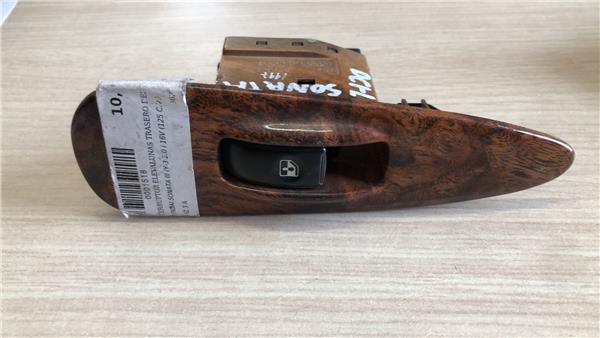 MANDO ELEVALUNAS TRASERO DERECHO Hyundai Sonata (Y3)(1994->)