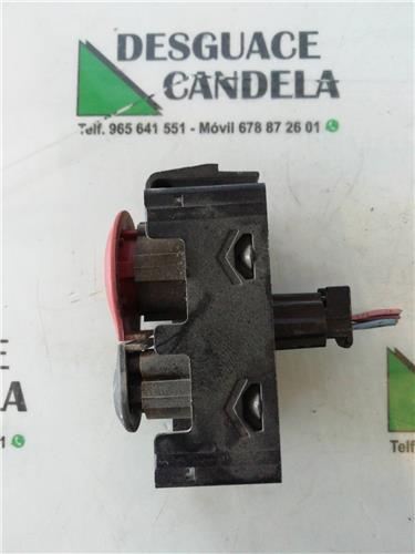 Interruptor Luces Emergencia Renault Kangoo II (F/KW0)(2008->) foto 2