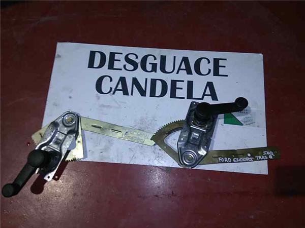 ELEVALUNAS MANUAL TRASERO DERECHO