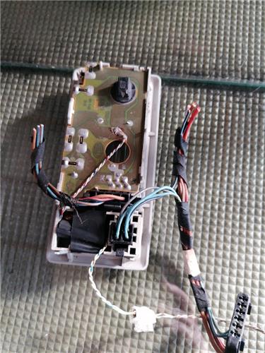 Luz Delantero Central Techo Skoda Octavia Berlina (1U2)(1997->) foto 2