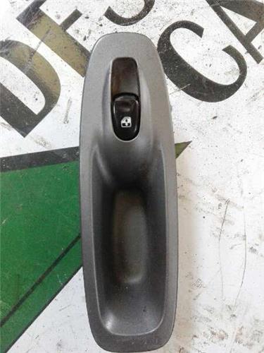 MANDO ELEVALUNAS DELANTERO DERECHO Hyundai Accent (LC)(2000->) foto 2