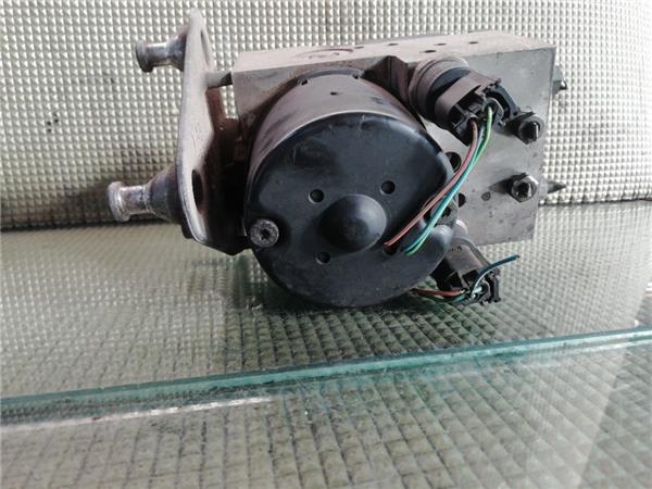 Nucleo Abs Mercedes-Benz Vaneo (BM 414) Compact Van (10.2001->) foto 3