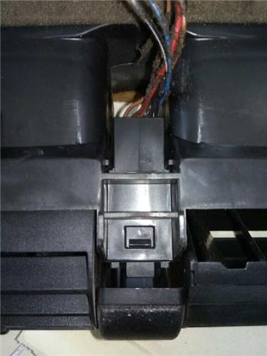 Interruptor Luces Emergencia Opel ASTRA G BERLINA foto 2