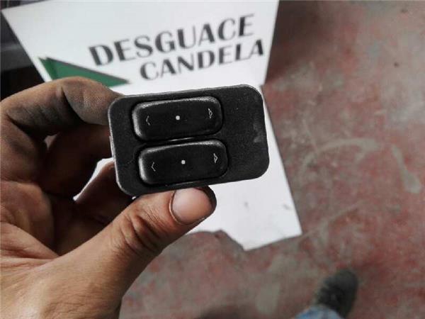 MANDO ELEVALUNAS DELANTERO IZQUIERDO