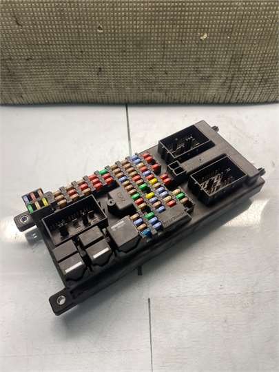 Caja Fusibles/Rele Land Rover Range Rover Sport (01.2005->)