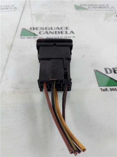 MANDO ELEVALUNAS DELANTERO IZQUIERDO Seat Ibiza (6K1)(1993->) foto 2