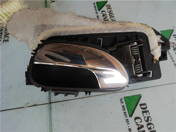 manilla interior puerta trasera izquierda peu