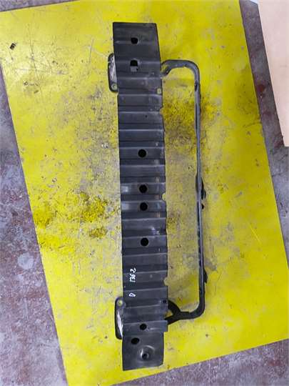 Refuerzo Paragolpes Ford Focus Berlina (CB4)(2008->)