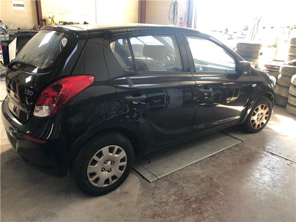 Paragolpes Trasero Hyundai i20 (PB)(2012->) foto 2