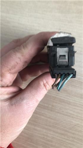 Interruptor Luces Emergencia BMW Serie 3 Berlina (E36)(1990->) foto 2