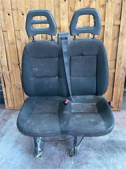 Asiento Delantero Derecho Peugeot Boxer Camion Doble Cabina (2014->)