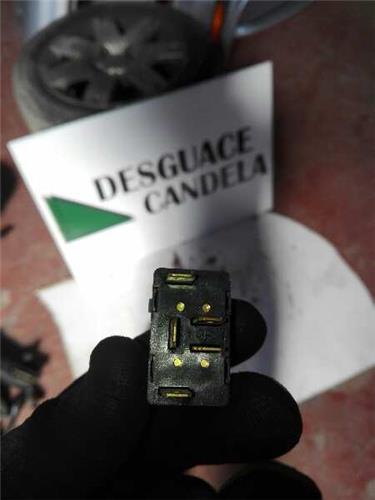 MANDO ELEVALUNAS DELANTERO DERECHO Seat Ibiza (6K1)(08.1999->)