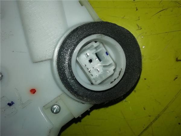Cerradura Puerta Delantera Derecha Toyota Prius (ZVW30)(2009->) foto 3