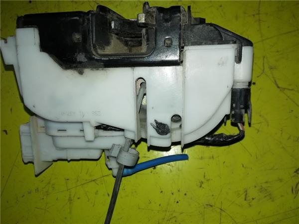 Cerradura Puerta Delantera Izquierda Volkswagen Polo III (6N1)(09.1994->)