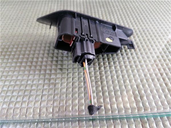 Interruptor Luces Emergencia Peugeot 406 Break (S1/S2)(01.1997->)