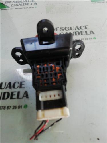 Interruptor Luces Emergencia Nissan Almera Tino (V10M)(05.2000->) foto 4