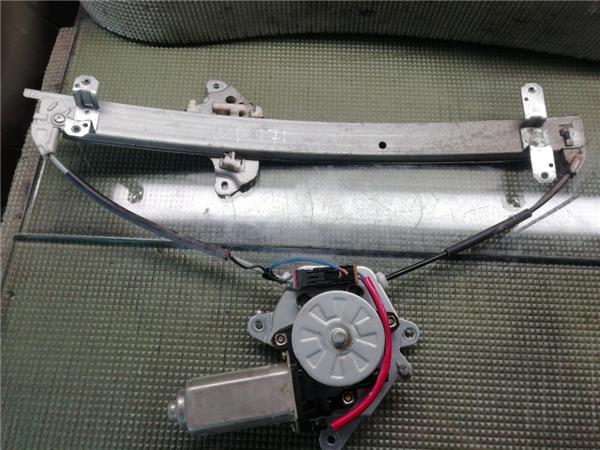 Elevalunas Electrico Delantero Derecho Nissan Almera (N15)(07.1995->)