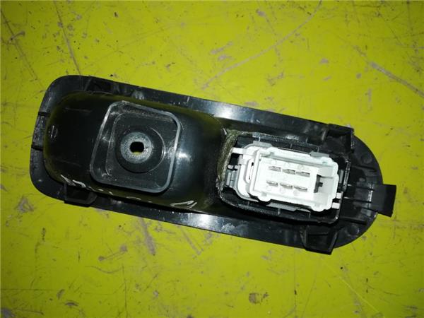 MANDO ELEVALUNAS TRASERO IZQUIERDO Renault Megane II Berlina 5P (10.2002->) foto 3