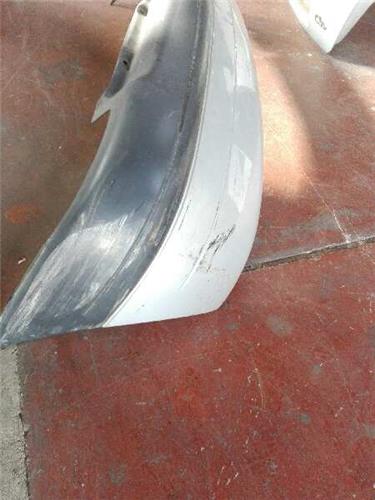 Paragolpes Trasero Renault CLIO II FASE I foto 2