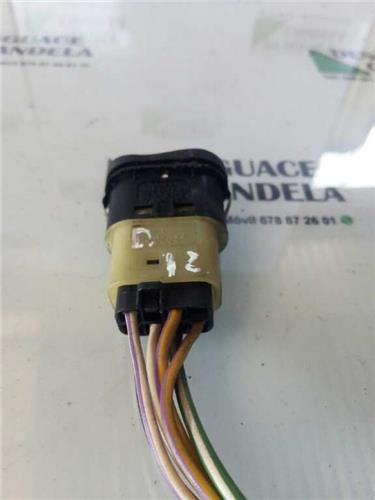 MANDO ELEVALUNAS DELANTERO IZQUIERDO Ford FOCUS TURNIER foto 3