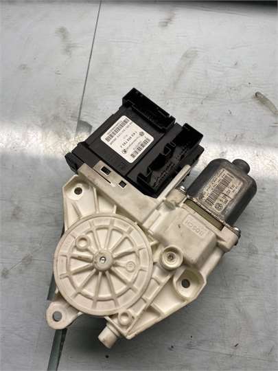 MOTOR ELEVALUNAS DELANTERO IZQUIERDO Volkswagen Golf V (1K1)(10.2003->2008) foto 2