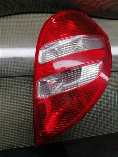 piloto trasero derecho mercedes benz clase a