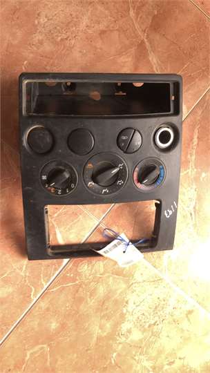 Mandos Calefaccion / Aire Acondicionado Ford Transit Connect (TC7)(2002->)