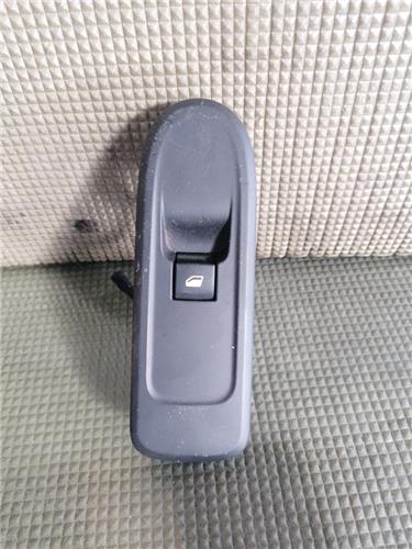 mando elevalunas delantero derecho peugeot 30